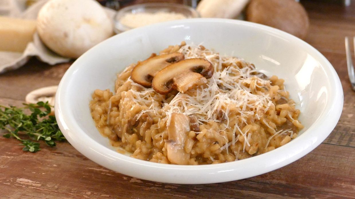 Risotto de setas, el tradicional plato de arroz italiano - Cocinatis